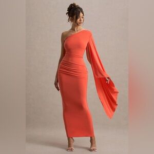 Club L London ORANGE ASYMMETRIC CAPE SLEEVE MAXI DRESS